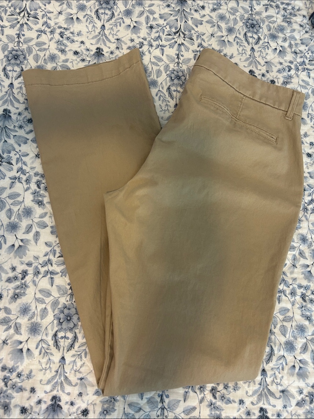 Old Navy Women’s Boot-Cut Pants Size 12 Regular Khaki Tan - Picture 4 of 10